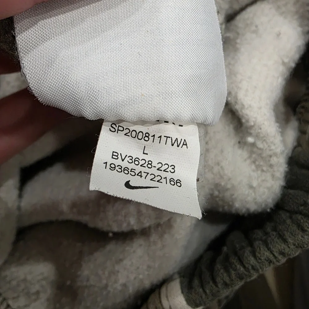Nike classic men